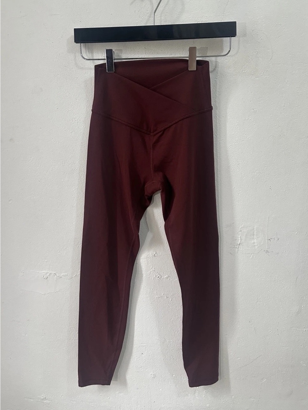 CRZ YOGA Burgundy Crossover High Waisted Leggings Women’s Yoga 24.5 Inseam